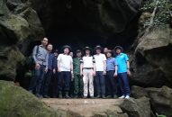 Bí thư Thành ủy khảo sát thực địa tại Vườn Quốc gia Cát Bà và thăm, tặng quà xã Việt Hải, huyện Cát Hải