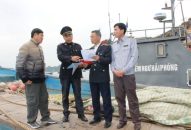 Kiên quyết xử lý nghiêm các hành vi khai thác hải sản bất hợp pháp, không báo cáo, không theo quy định