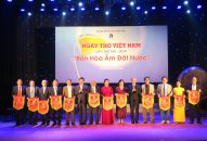 Ngày Thơ Việt Nam lần thứ XXII – 2024, chủ đề “Bản hòa âm đất nước” thu hút đông đảo người yêu thơ