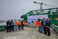 Hợp long cầu Bến Rừng nối đôi bờ Hải Phòng-Quảng Ninh qua sông Đá Bạch