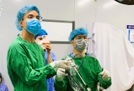 Bệnh viện Trẻ em Hải Phòng phẫu thuật nội soi 2 ca bệnh không có hậu môn