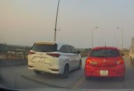 Công an huyện An Lão: Phạt và tước giấy phép lái xe vượt xe khác trong trường hợp không được vượt