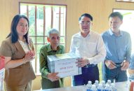 Thành phố chi hơn 1,3 tỷ đồng tặng quà thân nhân liệt sỹ, chiến sỹ Điện Biên nhân dịp Kỷ niệm 70 năm chiến thắng Điện Biên Phủ