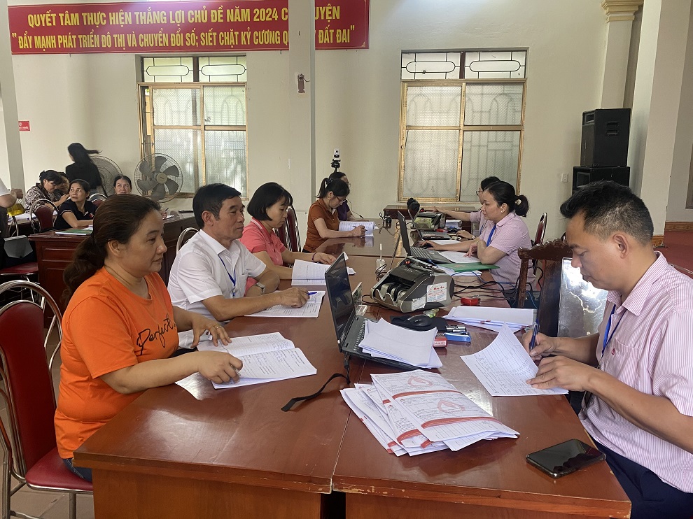 Ngân hàng Chính sách xã hội Chi nhánh Hải Phòng:  Khảo sát hoạt động vay vốn chính sách tại huyện Thủy Nguyên
