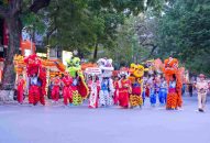 Liên hoan Múa rối khuấy động đường phố Hải Phòng trong ngày khai mạc