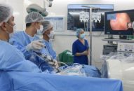 Bệnh viện Hữu nghị Việt Tiệp: Mổ nội soi thành công ca bệnh thoát vị đĩa đệm cột sống thắt lưng