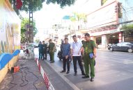 Phường Cát Dài (Lê Chân): Lắp dải phân cách trên vỉa hè để bảo vệ người đi bộ, chống xe ô tô đậu đỗ trái quy định