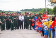 Đoàn công tác Bộ Quốc phòng thăm và làm việc tại huyện đảo Bạch Long Vĩ