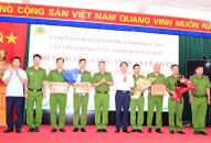 Lãnh đạo thành phố khen thưởng Chuyên án 724M của cán bộ, chiến sỹ Công an quận Lê Chân thu giữ 11,9 kg ma tuý các loại