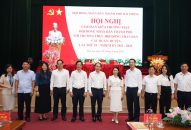 Giao ban giữa Thường trực HĐND thành phố với Thường trực HĐND các quận, huyện