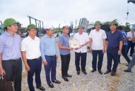 Đồng chí Bí thư Thành ủy thăm, động viên, kiểm tra công tác khắc phục hậu quả sau cơn bão số 3