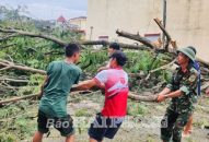 Hàng trăm tình nguyện viên tỉnh Thừa Thiên Huế và Nghệ An tham gia hỗ trợ khắc phục hậu quả bão số 3 tại Hải Phòng