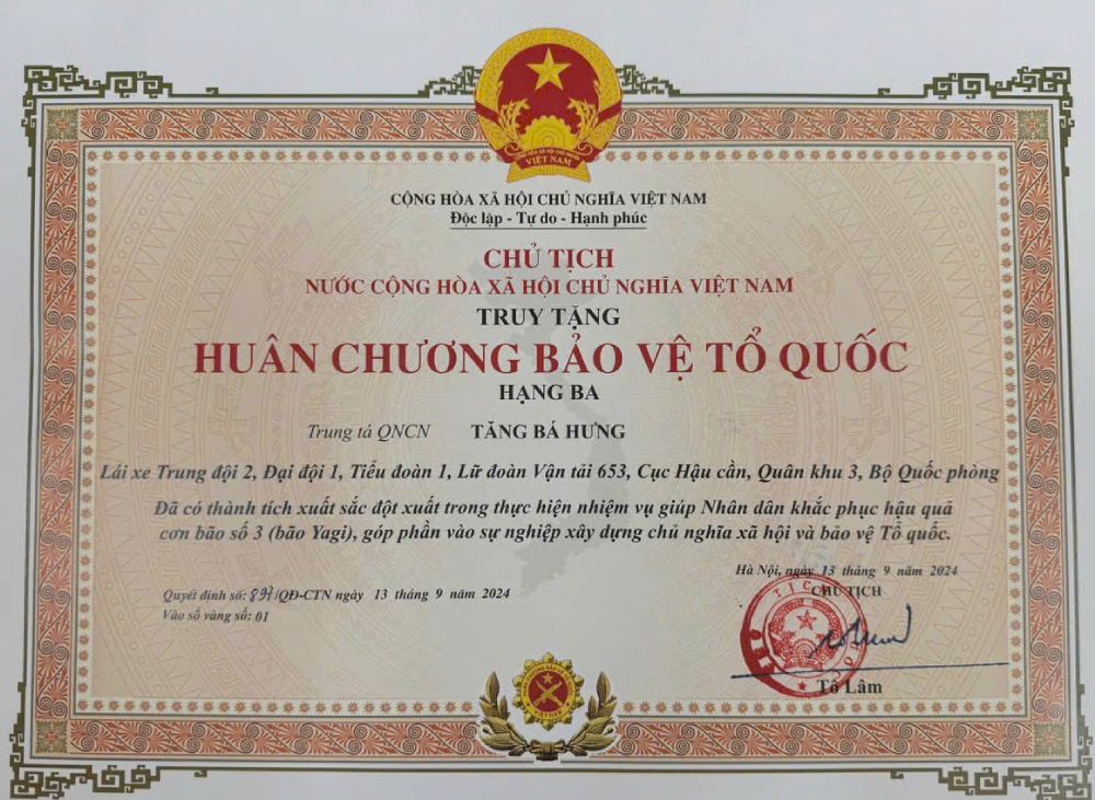 Truy tặng Huân chương Bảo vệ Tổ quốc cho quân nhân hy sinh khi làm nhiệm vụ