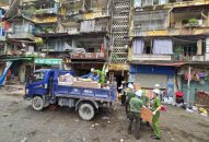 Khẩn trương hỗ trợ di chuyển tài sản của các hộ dân chung cư A7, A8 Vạn Mỹ