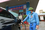 Giá xăng dầu đồng loạt giảm mạnh