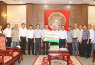 Tỉnh Tiền Giang trao kinh phí 01 tỷ đồng ủng hộ Nhân dân thành phố khắc phục hậu quả cơn Bão số 3