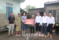 Trao kinh phí hỗ trợ các hộ xây, sửa nhà tại huyện An Dương và Tiên Lãng