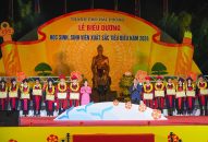 Thành phố biểu dương, tôn vinh 139 học sinh, sinh viên xuất sắc tiêu biểu năm 2024