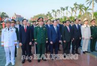 Lãnh đạo thành phố dâng hương tưởng niệm các Anh hùng liệt sĩ và đồng chí Nguyễn Đức Cảnh