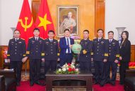 Phó Chủ tịch UBND thành phố Hoàng Minh Cường tiếp Đoàn đại biểu Lữ đoàn Tàu ngầm 189 và Tàu ngầm 184 – Hải Phòng thăm, chúc Tết thành phố