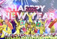 Chương trình Vũ điệu chào Xuân thu hút đông đảo đoàn viên, công nhân viên chức lao động thành phố tham dự