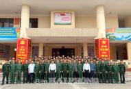 Lãnh đạo thành phố thăm, động viên chiến sĩ mới người Hải Phòng ở các đơn vị huấn luyện