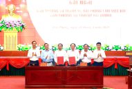 Thông tin báo chí tại Hội nghị giữa Ban Thường vụ Thành uỷ Hải Phòng và Ban Thường vụ Tỉnh uỷ Hải Dương (18/4/2025)