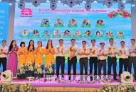 Gần 400 đại biểu dự chương trình gặp mặt bà con xứ Nghệ tại Hải Phòng