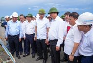 Bộ trưởng Bộ Xây dựng Trần Hồng Minh kiểm tra, chỉ đạo hiện trường Dự án tuyến đường sắt Lào Cai – Hà Nội – Hải Phòng