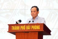 Trưởng Ban Chính sách chiến lược Trung ương Trần Lưu Quang cùng các đại biểu Quốc hội Hải Phòng tiếp xúc cử tri báo cáo kết quả Kỳ họp thứ 9 Quốc hội khóa XV