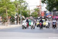 Người dân Hải Phòng đối phó với nắng nóng đỉnh điểm