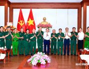 Đồng chí Bí thư Thành ủy Lê Tiến Châu tiếp Ban Liên lạc sĩ quan cấp tướng thành phố Hải Phòng