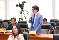 Phiên làm việc sáng 10/12: HĐND thành phố khoá XVI tập trung thảo luận, thực hiện chất vấn và trả lời chất vấn