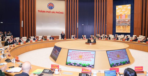 Phó Thủ tướng Thường trực Chính phủ Nguyễn Hòa Bình định hướng thành phố Hải Phòng tập trung nguồn lực cho tầm nhìn phát triển mới