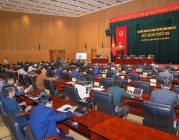 Phiên làm việc chiều 10/12: Các đại biểu HĐND thành phố biểu quyết nhất trí thông qua 29 nghị quyết