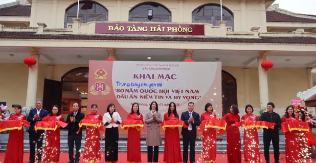 Khai mạc trưng bày Chuyên đề “80 năm Quốc hội Việt Nam – Dấu ấn, niềm tin và hy vọng” tại Bảo tàng Hải Phòng
