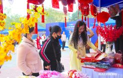 Thành uỷ Hải Phòng yêu cầu chăm lo tốt cho đời sống nhân dân dịp Tết