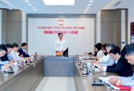 Thống nhất thời gian, địa điểm, hình thức tổ chức tiếp xúc cử tri để vận động bầu cử