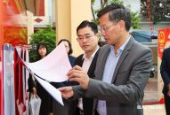 Phó Chủ tịch UBND thành phố Lê Anh Quân kiểm tra công tác chuẩn bị bầu cử tại 4 phường