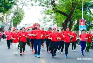 Bí thư Thành ủy Lê Tiến Châu cùng 60.000 người tham gia Ngày chạy Olympic 2026 tại Hải Phòng