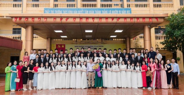 Nam sinh Hải Phòng giành giải nhất viết thư quốc tế UPU toàn quốc