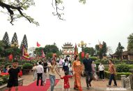 Lượng khách đến Lễ hội Văn miếu Mao Điền năm 2026 tăng mạnh