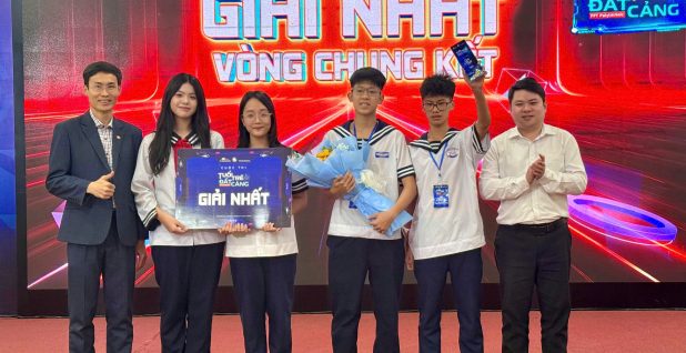 Chung kết Cuộc thi “Tuổi trẻ Đất Cảng – Tư duy số Chạm AI”: Sân chơi công nghệ đột phá cho học sinh khối Trung học cơ sở